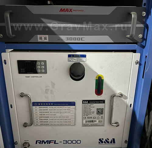 Без причины перестал работать MAXPhotonics MFSC-3000C-BKW6.1 Гудит, но лазер не запускается
